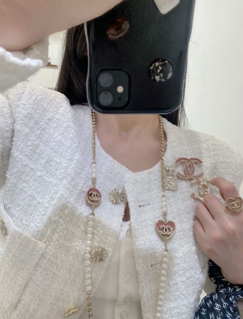 Chanel Necklaces